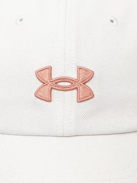 Кепка Under Armour с аппликацией бежевая