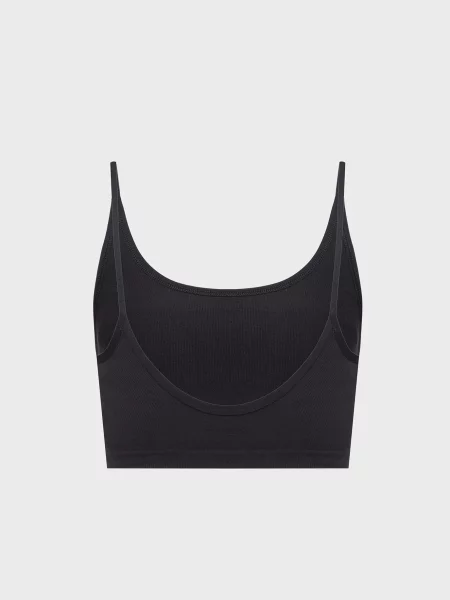 Топ Under Armour черный