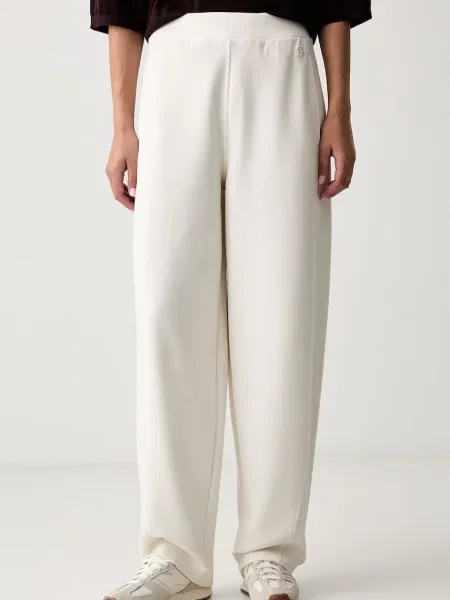 BOSS pantaloni de trening pentru femei cu Essuge bej