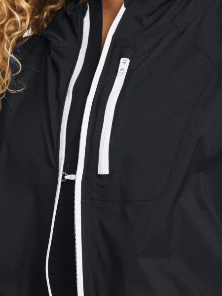 Легкий вітровка Under Armour чорна