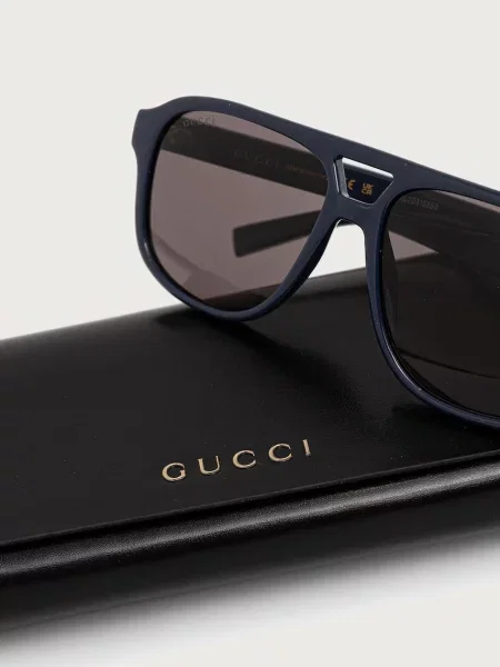 Солнцезащитные очки Gucci