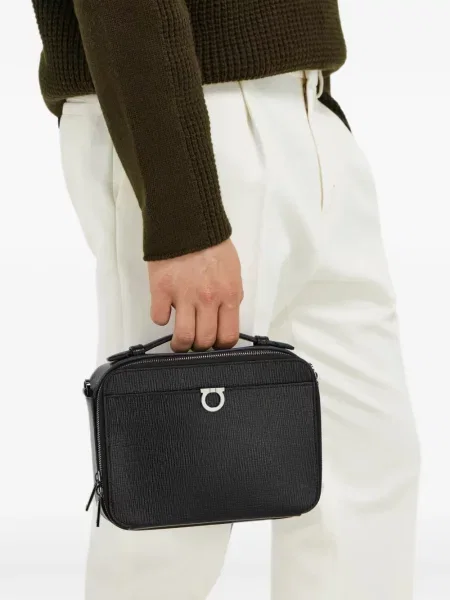 Geantă crossbody Ferragamo negru