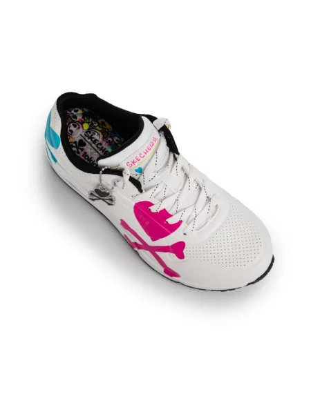 Sneakersy Skechers w serca