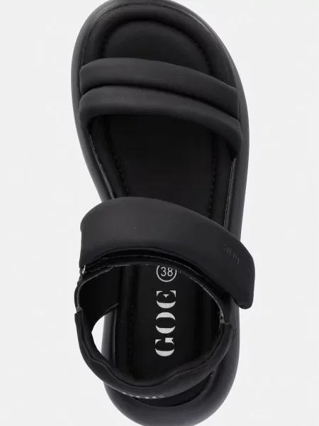 Goe босоніжки