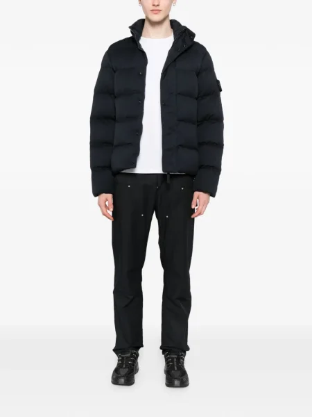 Vilnonis striukė Stone Island akmenys izoliuoti mėlyna