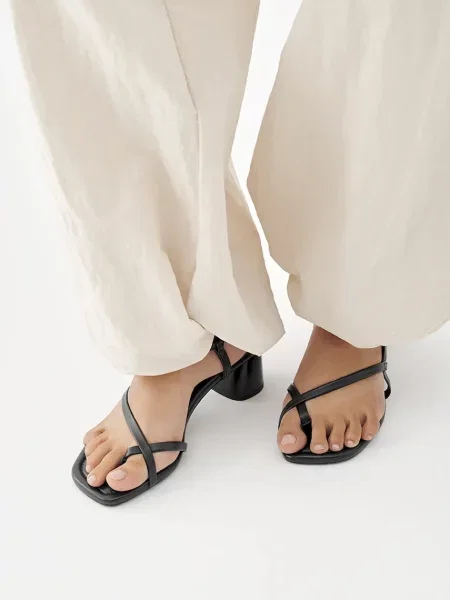 Кожаные босоножки Vagabond Shoemakers