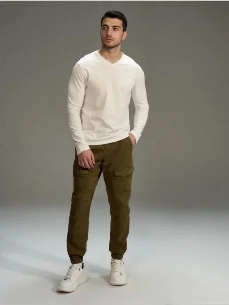 Sinsay Jeansy jogger zielony