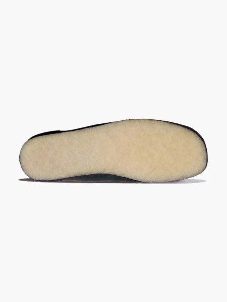 Σουέτ κλειστά παπούτσια Clarks Wallabee Boot μαύρο