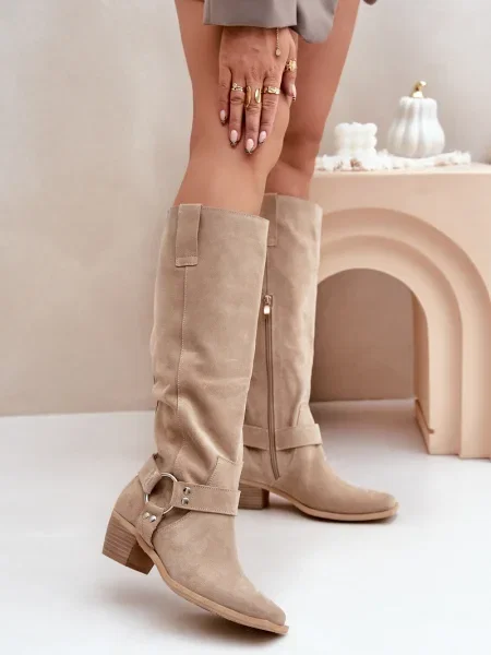 Semišové kozačky Zazoo na nízkém podpatku béžové