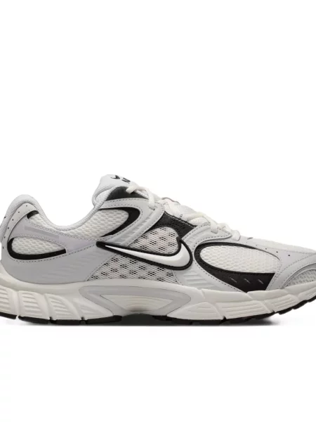 Sneakerși Nike cu glugă negru