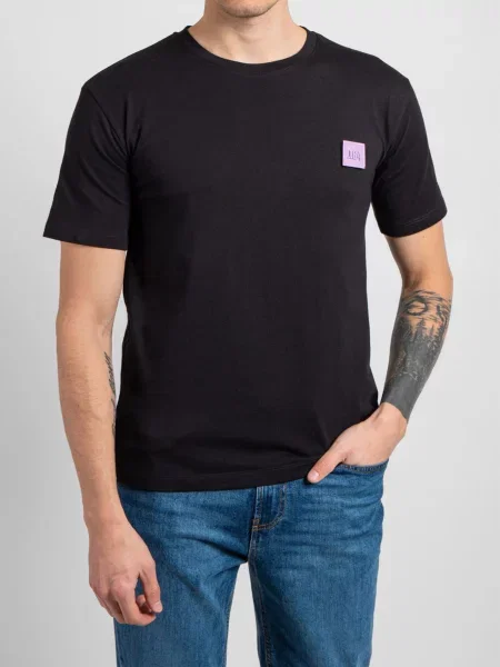 Just Before Футболка чорний