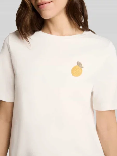 Krój regular fit t-shirt z czystej bawełny z haftem Tom Tailor biała