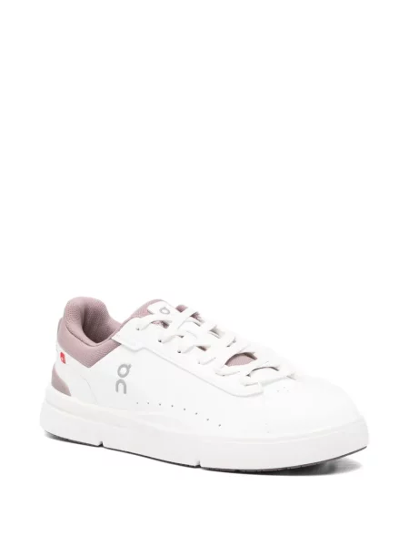 Sneakerși On cu șireturi din dantelă alb