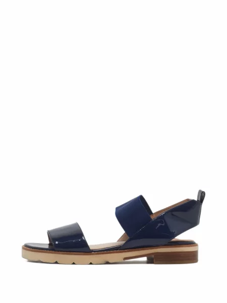 Sandale Stuart Weitzman din piele de lac slingback albastru