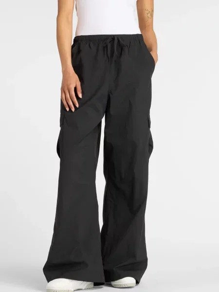 Штани карго New Balance чорні