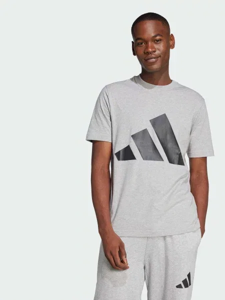 Футболка adidas сірий
