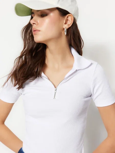 Плетена блуза Trendyol бяло