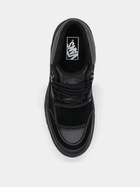Замшевые утепленные ботинки Vans черные