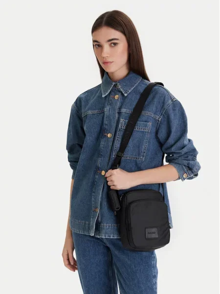 Τσάντα Calvin Klein μαύρο