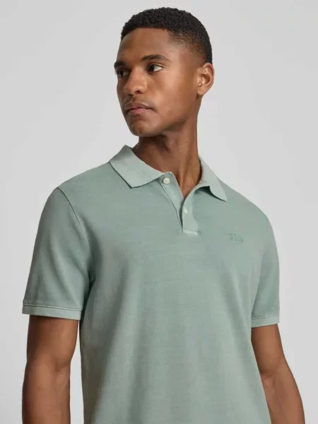 Koszulka polo o kroju slim fit z naszywanym logo Gap