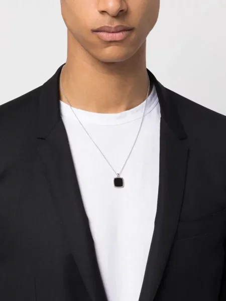 Pakabukas Tom Wood