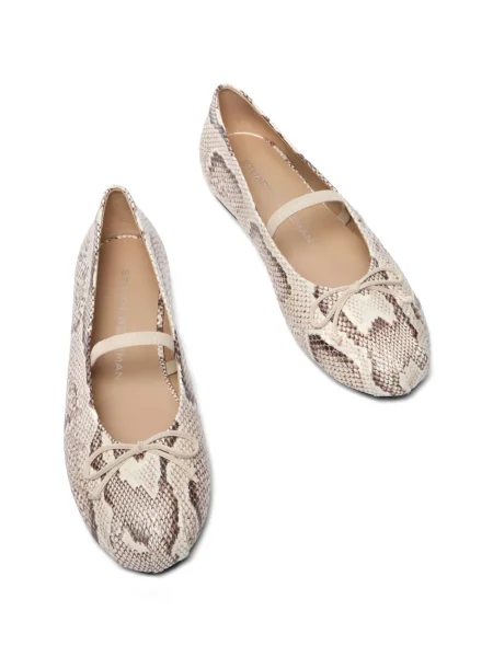Pantofi cu toc Stuart Weitzman cu funde
