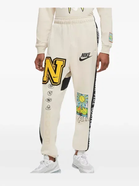 Kratke hlače Nike od flisa s camo uzorkom kamenje crna