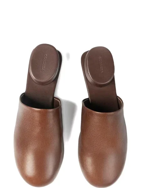 Δερμάτινα mules Cordera καφέ