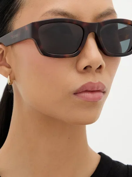 Солнцезащитные очки Jacquemus коричневые