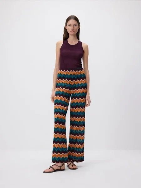 Reserved Pantaloni de plajă cu model grafic multicolor