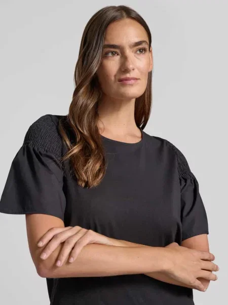 T-shirt o kroju regular fit z marszczonym detalem Comma czarna