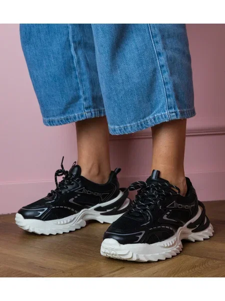 Sneakerși Gemre chunky negru