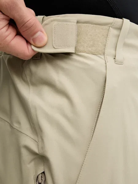 Утепленные брюки Descente