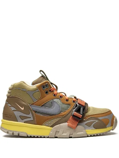 Sportbačiai Nike ruda