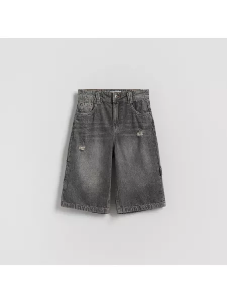 Reserved Džínové šortky šedá