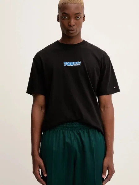 Tričko Tommy Jeans s aplikací černá