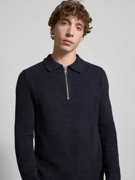 Sweter o kroju relaxed fit w stylu polo z dzianiny z mieszanki bawełny Marc O'polo Denim granatowy