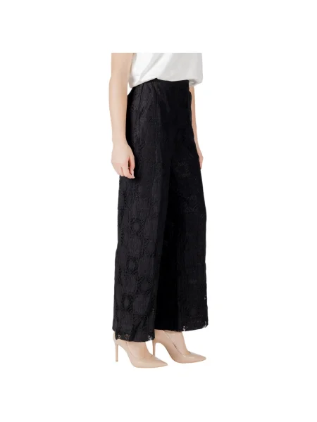 Pantaloni Vila din dantelă negru