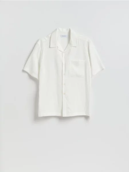 Reserved Cămașă cu mânecă scurtă și croială boxy fit alb