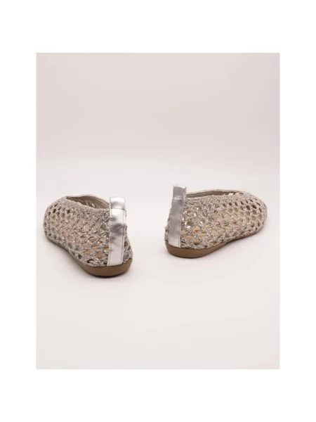 Pantofi Wonders gri