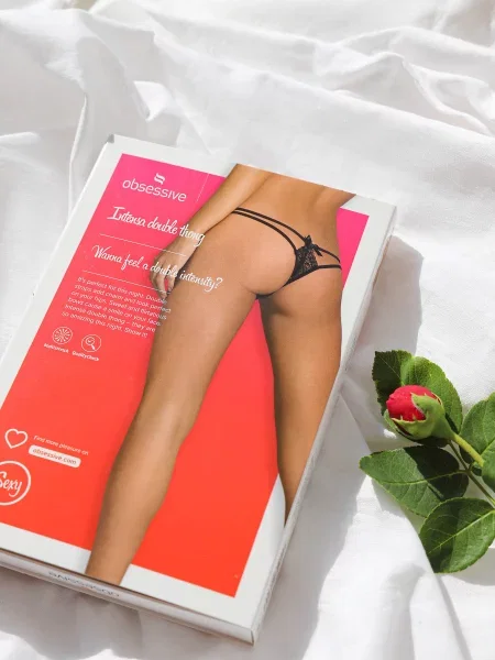 Трусики стринг из кружева Стринги_Obsessive_Intensa_double чорні