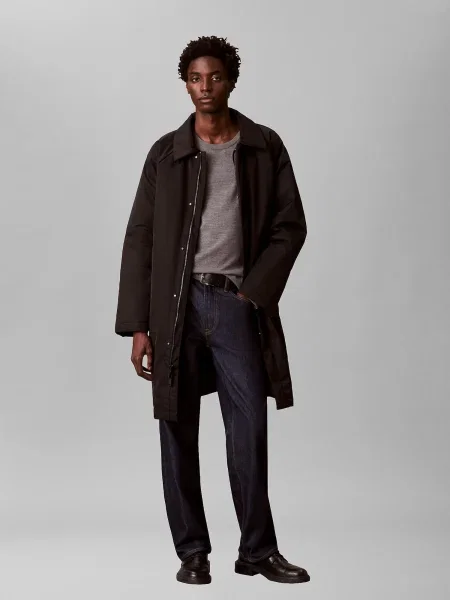 Calvin Klein Prehoden plašč črna