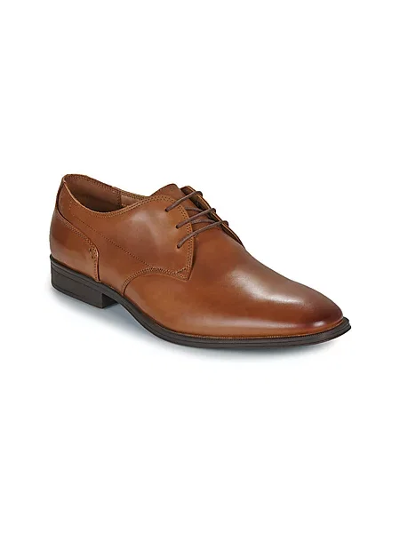 Derby Clarks s čipko