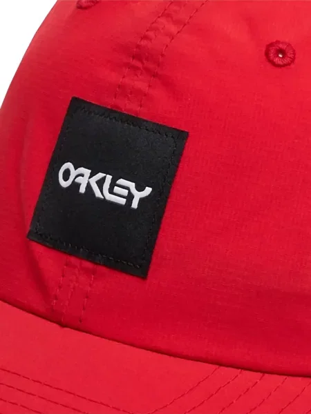 Șapcă Oakley cu autograf roșu