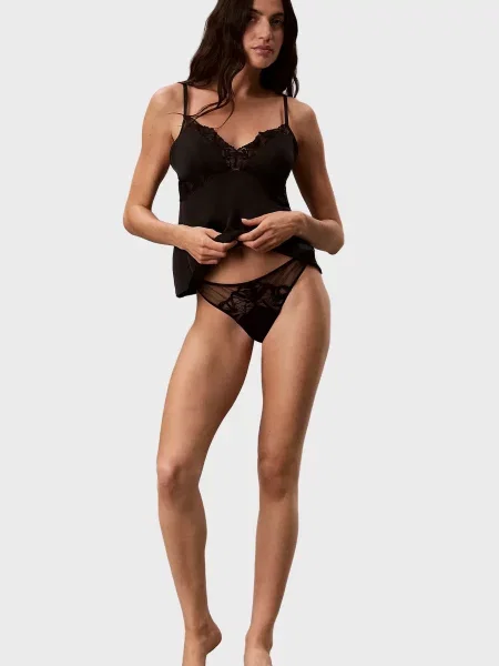 Стринги Calvin Klein черные