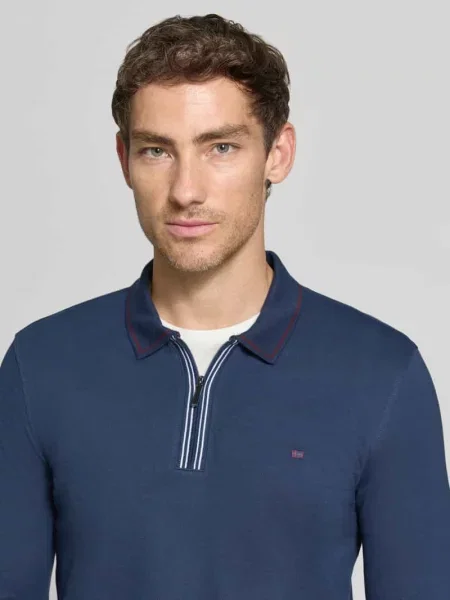 Koszulka polo o kroju slim fit z zamkiem błyskawicznym Christian Berg Men granatowa