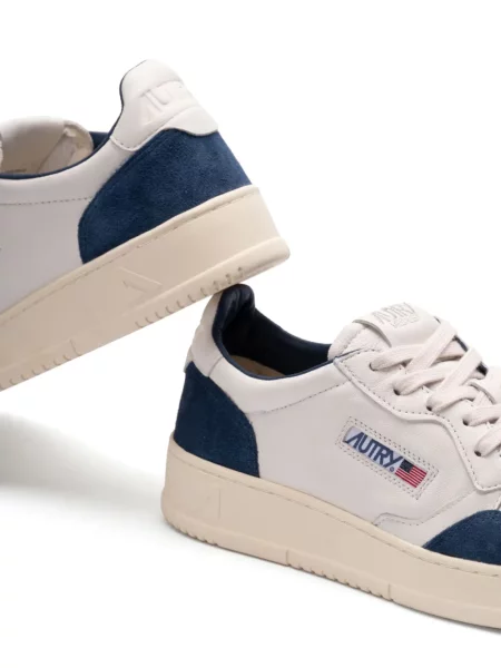 Sneakerși Autry alb