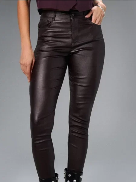 Штани skinny fit пильно-коричневий коричневі