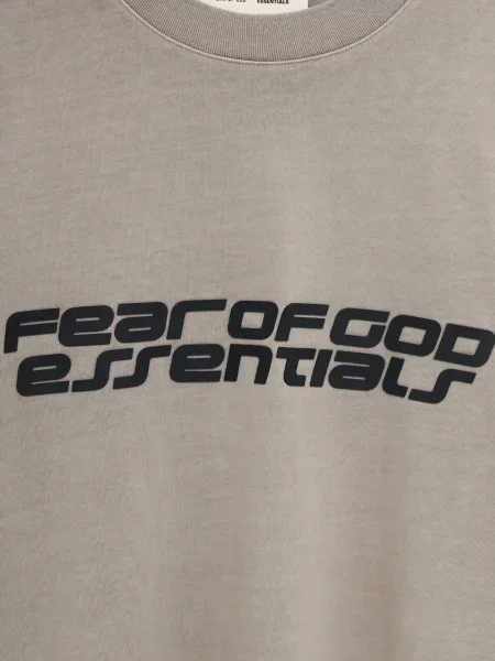 Μπλούζα Fear Of God Essentials με σχέδιο γκρι