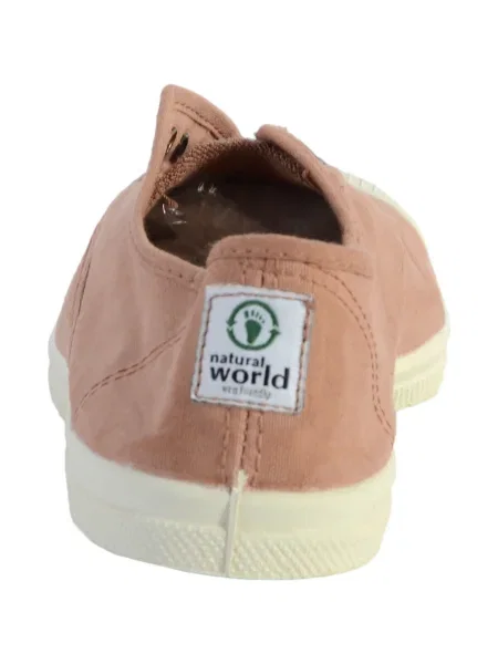 Pantofi Natural World maro
